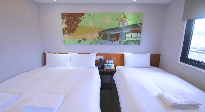 Image of Triple Room 1