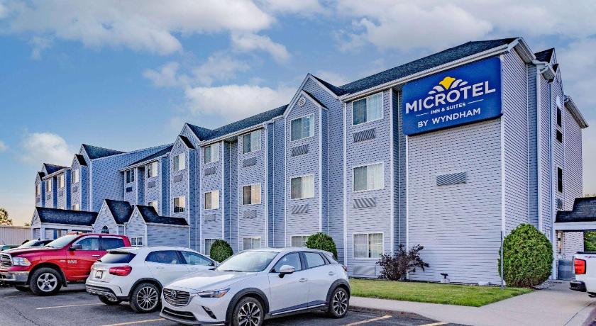Microtel Inn & Suites by Wyndham Plattsburgh photo