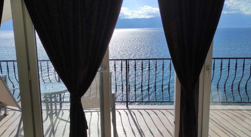 Villa Eros Apartments 2 — Hotel in Struga