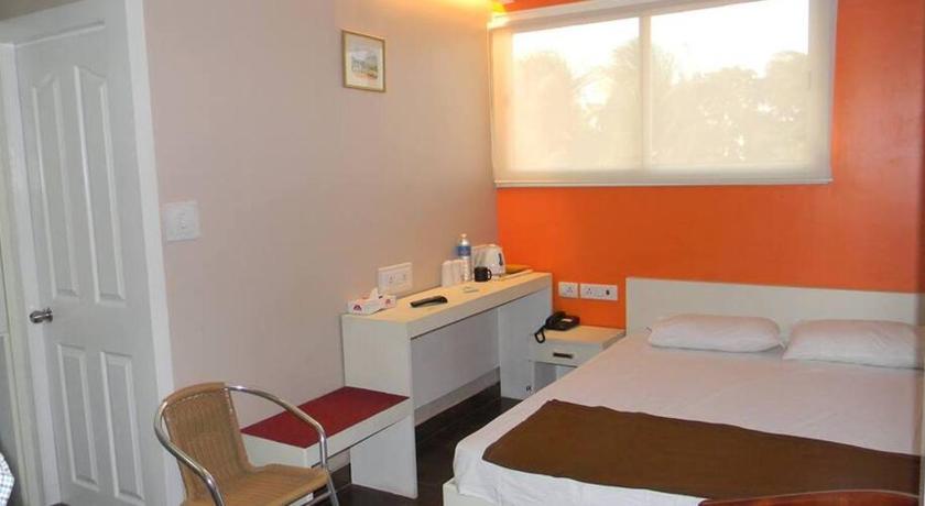 Hotel Mothimahal photo