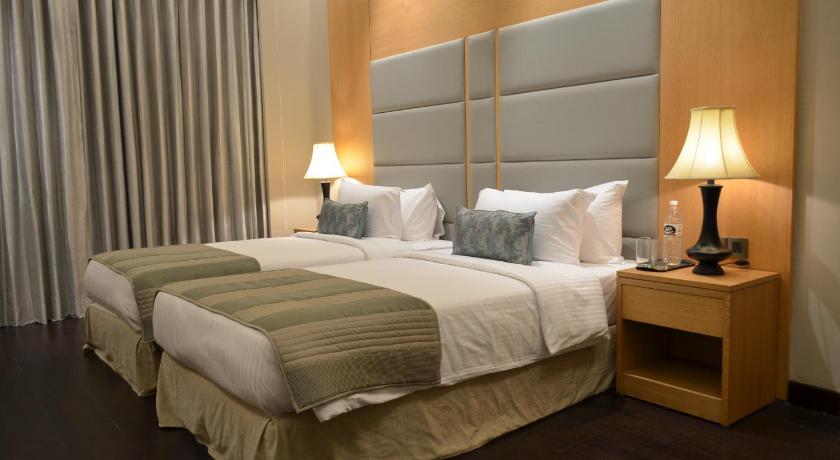 Image of Superior Room 3