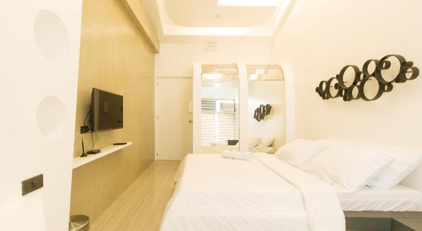 Image of Standard Double Room - Non-Smoking 0