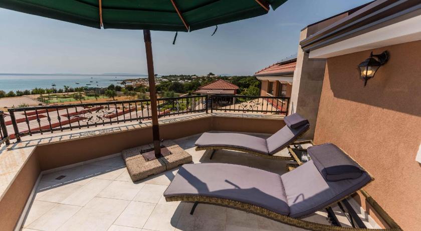 Seaside luxury villa with a swimming pool Cove Mihovilje, Pag - 16124 photo