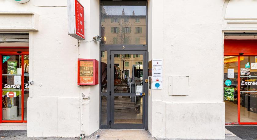 Studio Travel, 120m Vieux-Port Clim , Wifi ,Acces avec code photo