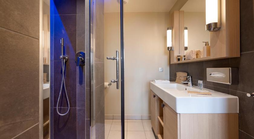 Image of Three-Bedroom Apartment - Open Mountain View (8 people) 5