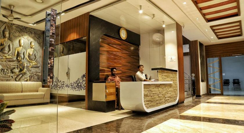 Hotel Landmark Banswara photo