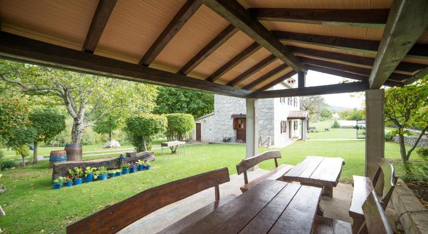 Family friendly house with a swimming pool Roc, Central Istria - Sredisnja Istra - 17446 photo