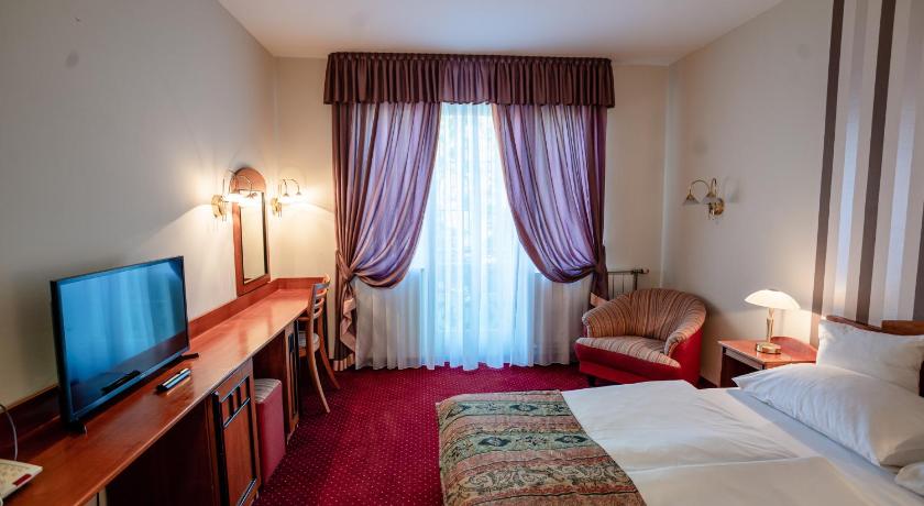 Image of Standard Queen Room 0