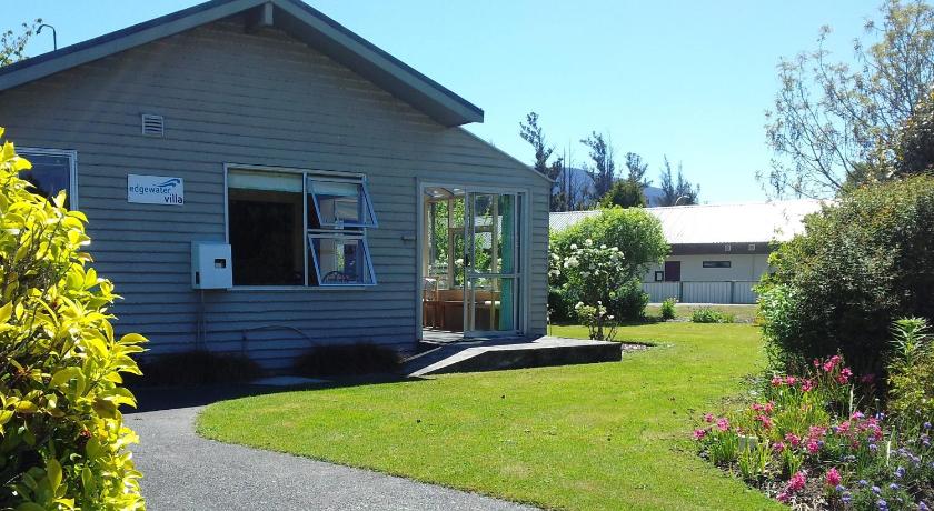 Image of King Villa (Two Bedroom Holiday Home) 13