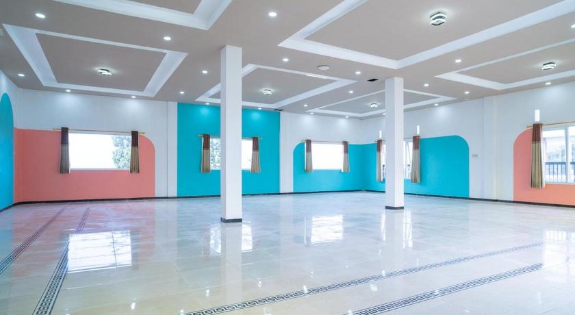 Sans Hotel Queen Batu – Malang, ID