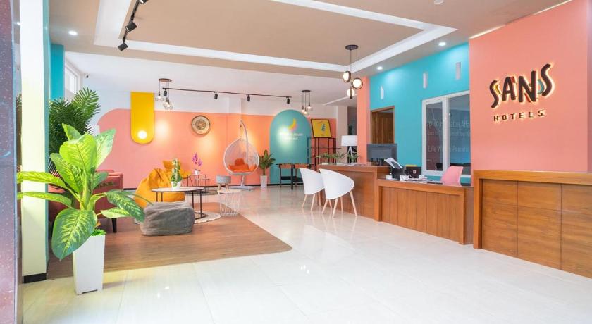 Sans Hotel Queen Batu – Malang, ID