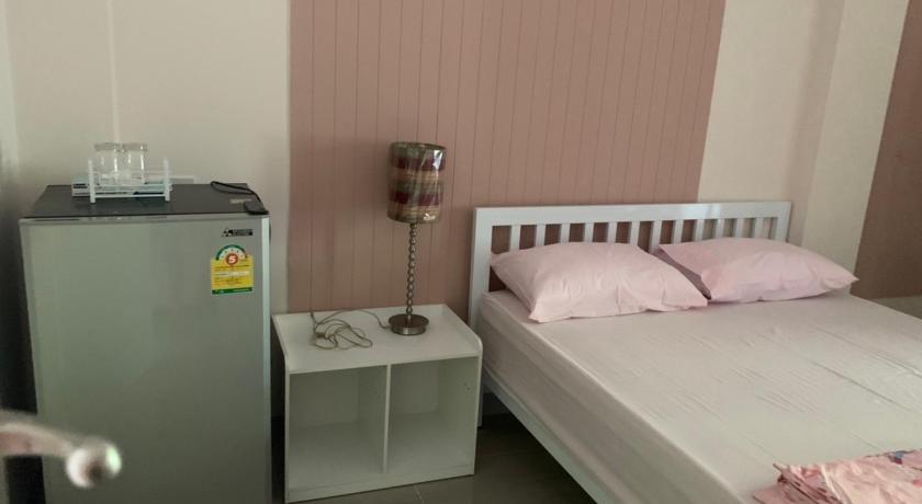 Bangkok Firstbuild Apartment (เฟิร์สบิวท์อพาร์ทเม้น) 3-Star Single Room lobby