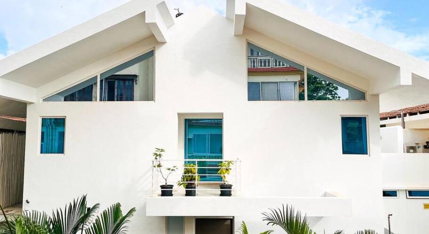 Contemporary 4BHK Villa with Pool near Candolim — Hotel in Goa