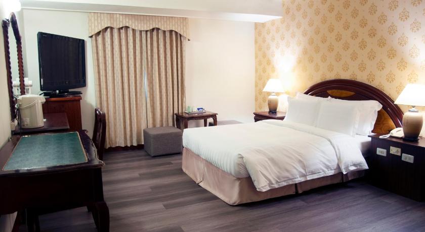 Image of Superior Queen Room 2