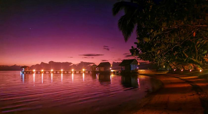 Lakana Hotel photo