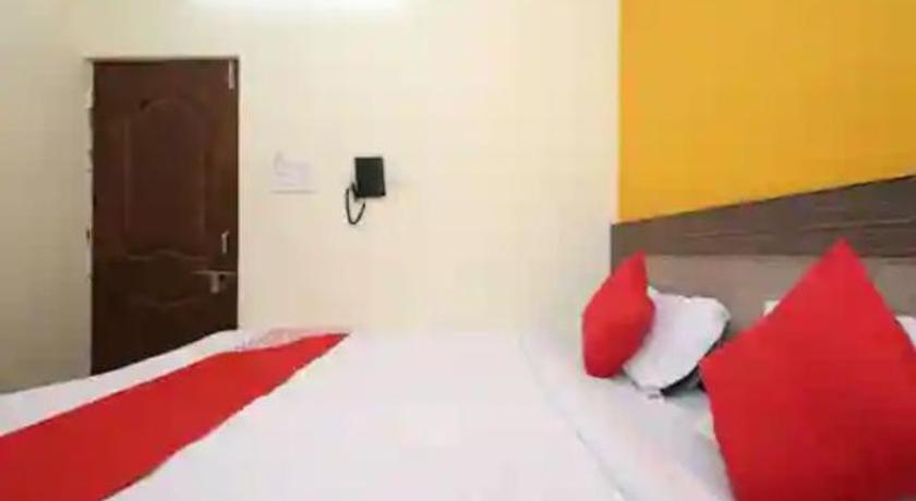 Hotel Aaradhya photo