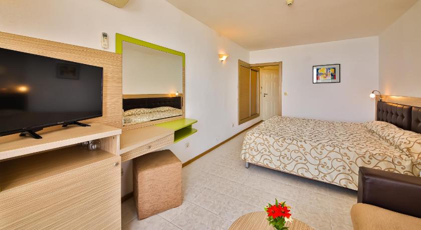 Hotel Nona photo