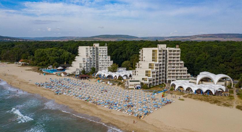 Hotel Nona photo