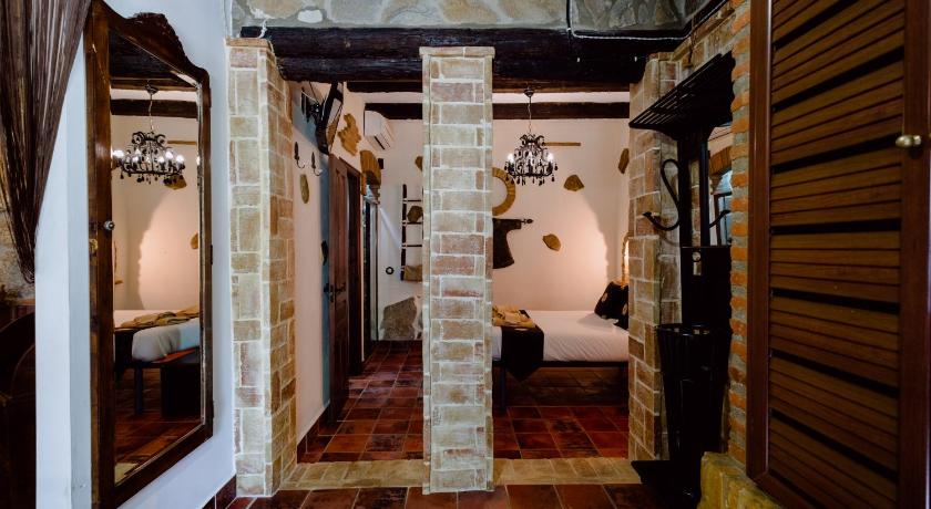 Guadalcanal Hotel Rural Finca la Herencia 4-Star Hotel exterior