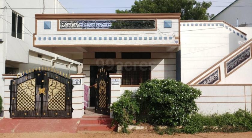 D1 Spacious &amp; peaceful 2 bed Independent house with parking — Hotel in Hyderabad