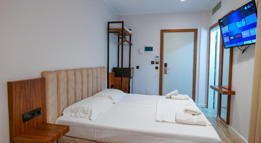Foto, millel on kujutatud Kaheinimesetuba (double) rõduga (Double Room with Balcony) 3