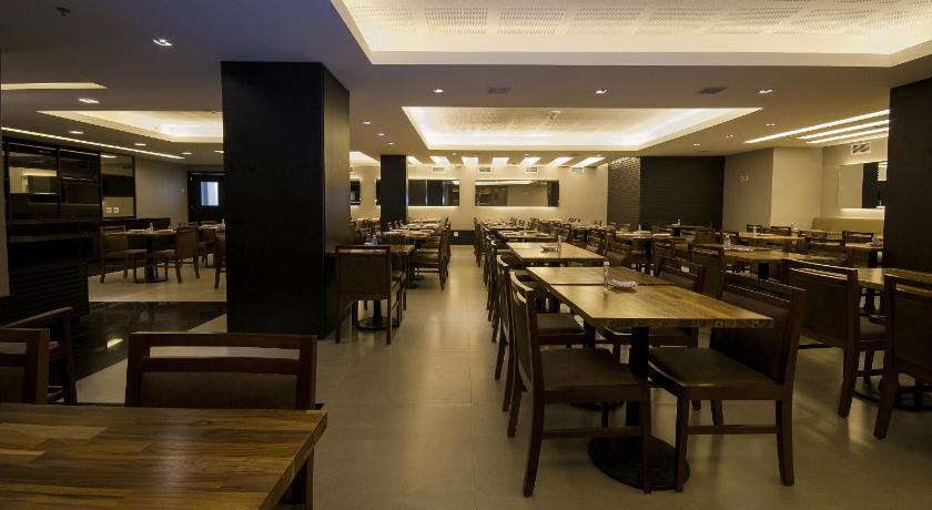 外観 Americas Granada Hotel