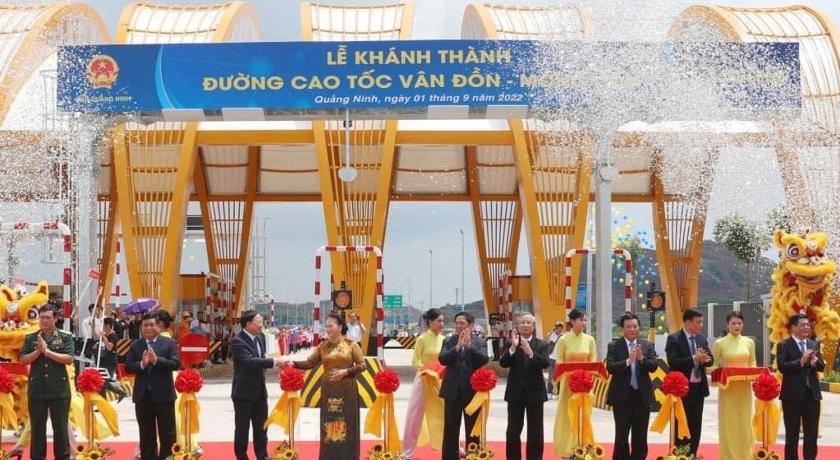 Nha nghi Đuc Trong photo
