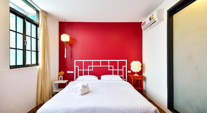 Image of Deluxe Double  Room 11