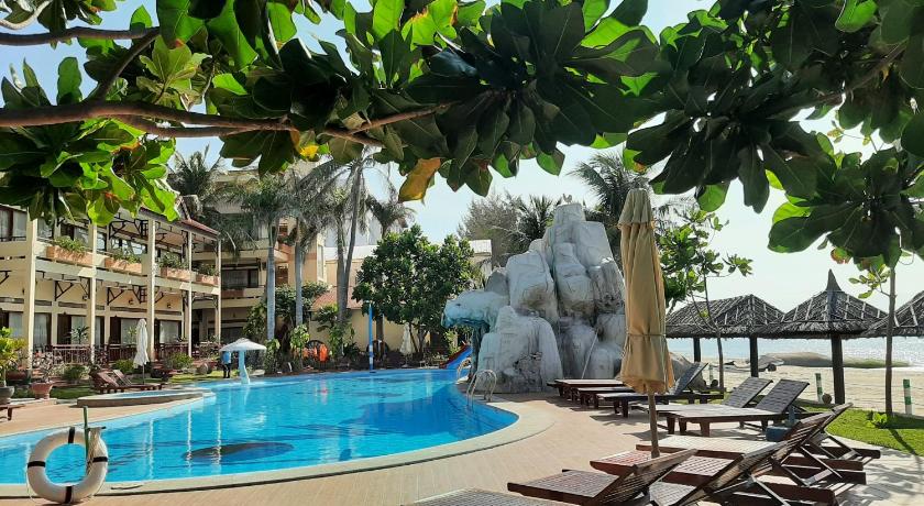 Image of Deluxe Double or Twin Room - Beachfront 6