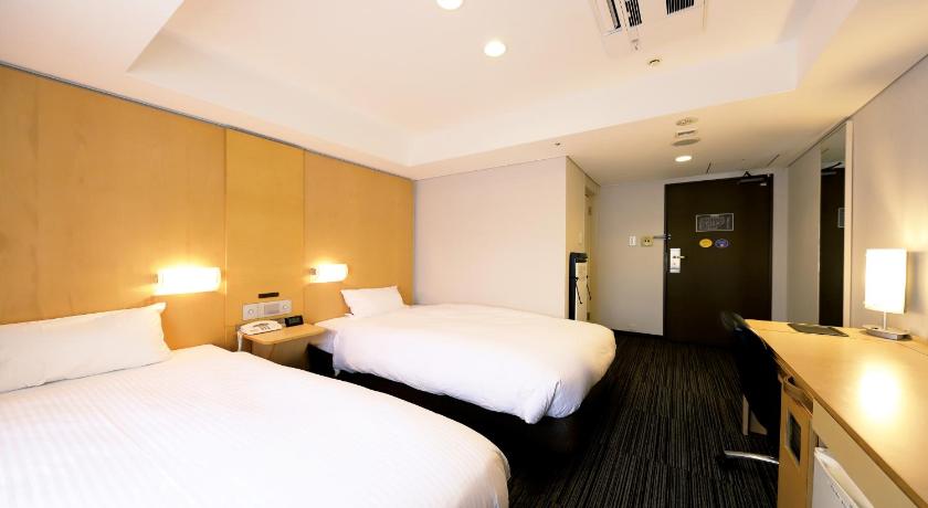大阪 Smile Hotel Osaka Yotsuhashi 3星级 酒店 泳池