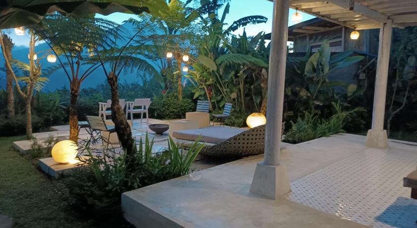 Dkubusalangki Villa photo