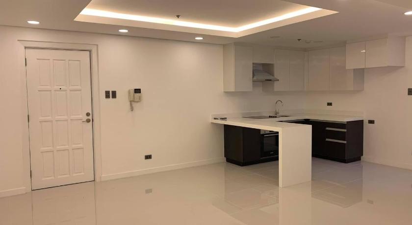 Skylinepremiere One Balete Drive photo