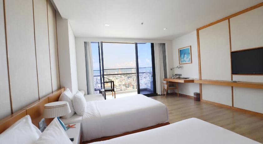 Image of Premier City View Twin Room with Balcony 5