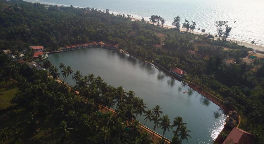 VEDA FIVE WELLNESS RETREAT AND SPA photo