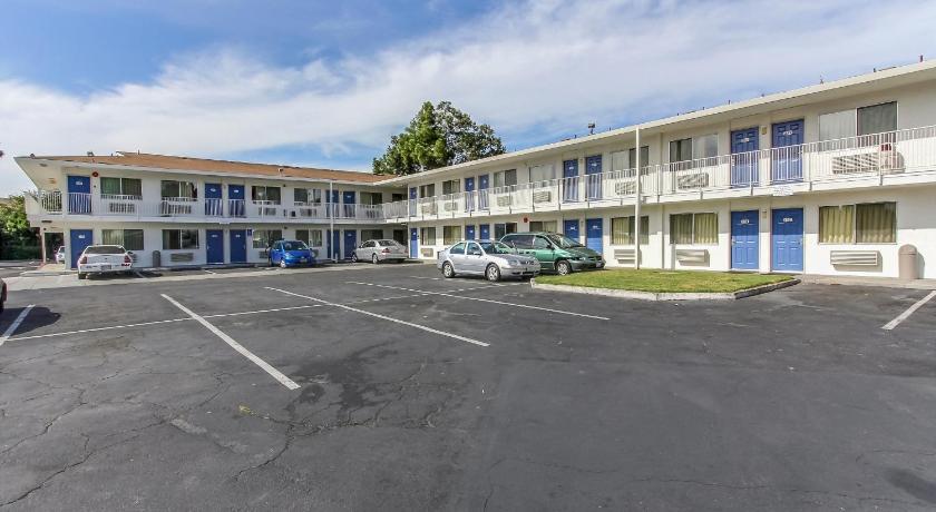 Motel 6 Santa Clara