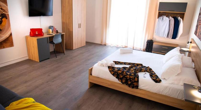 Ballaro' Hotel - Budget Room photo