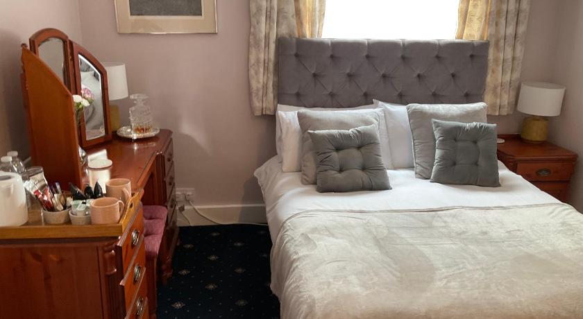 布兰利（萨里） The Jolly Farmer 3星级 酒店 景观