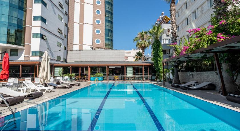 City Live Hotel - image 9