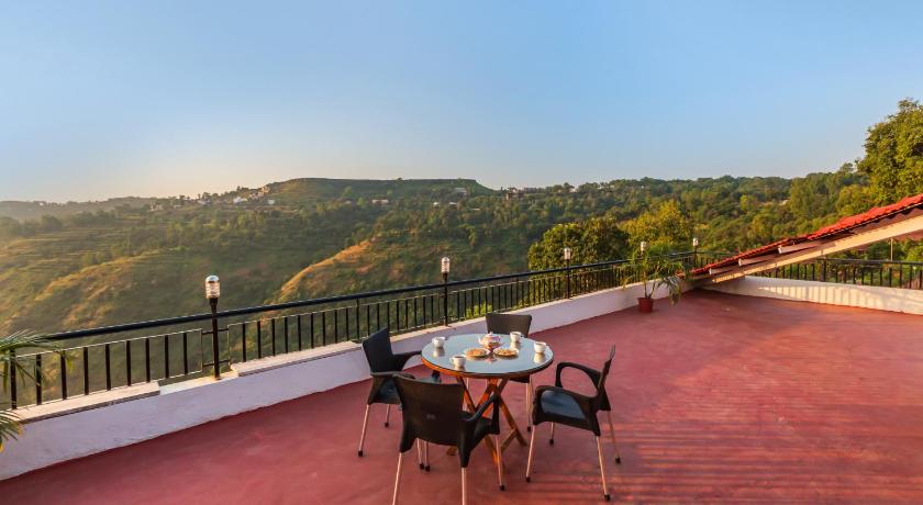 SaffronStays Verandah by the Valley, Panchgani - luxury villa and treehouse with beautiful valley an photo