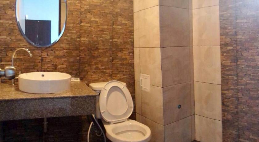 Image of Standard Triple Room 6