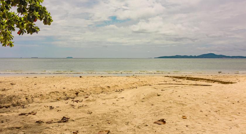 Luxury 3 bhk villa 200m from the beach photo