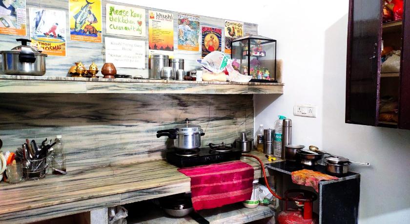Khushi Paying Guest House - image 15