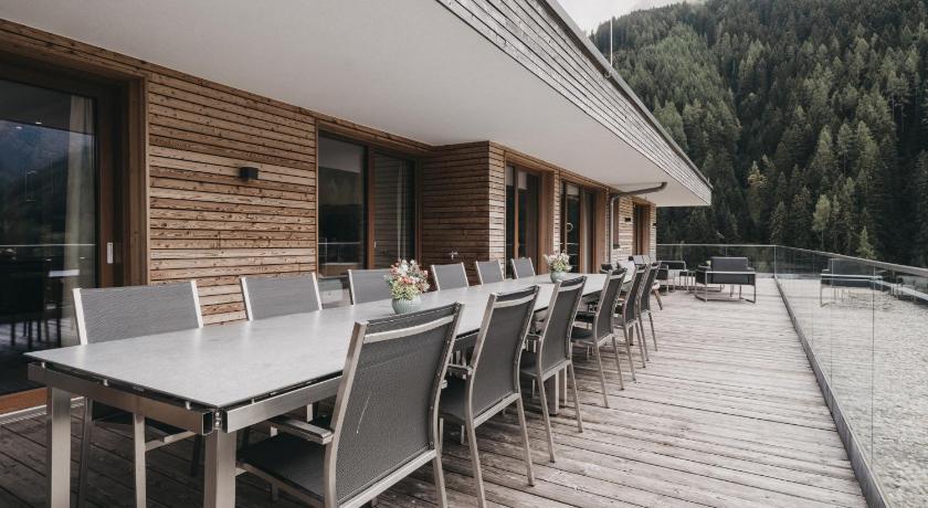 VAYA St Anton inklusive St Anton Sommer Karte photo