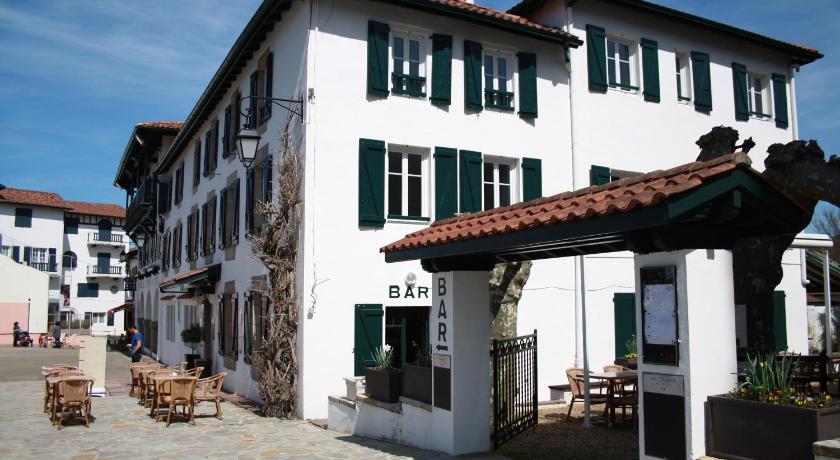 Hotel de la Rhune photo