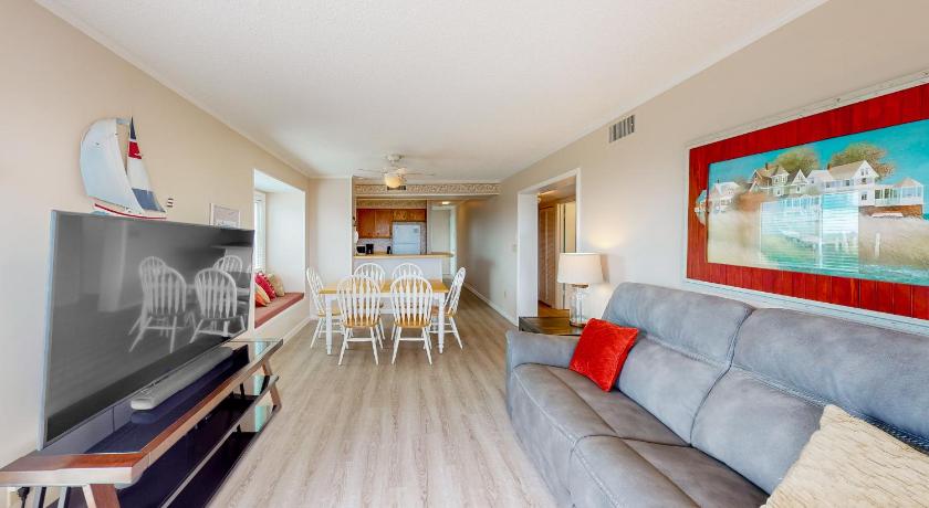 Island Beach & Racquet Club II photo