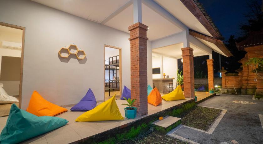 Aura Dormitory House Ubud – Ubud, CO