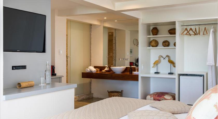 Deluxe Double Room with Sea View, Casas Brancas Boutique Hotel & Spa in Buzios