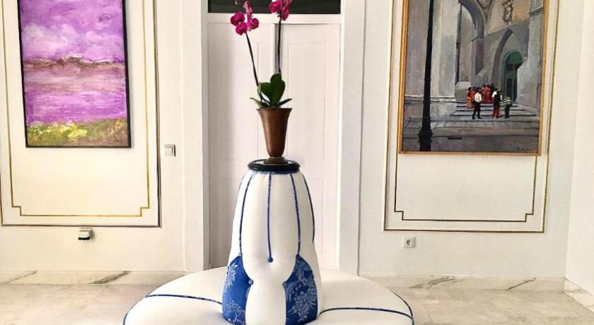 コンポルタ Palacete Encanto Maior 4つ星 ホテル レストラン