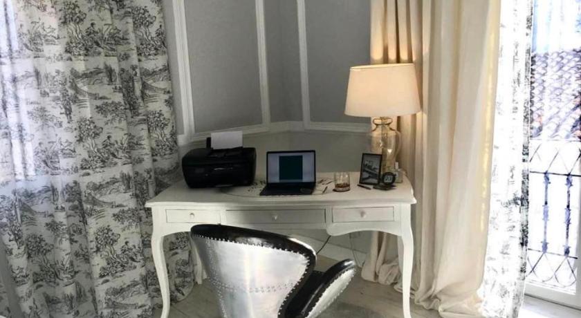 コンポルタ Palacete Encanto Maior 4つ星 ホテル ロビー