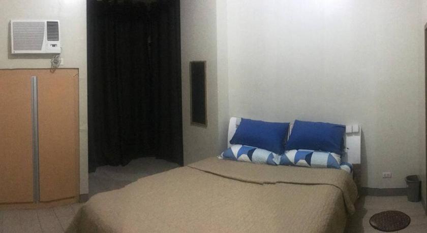 Lovely 2 Bed Room condo infront of NAIA Terminal 3 photo
